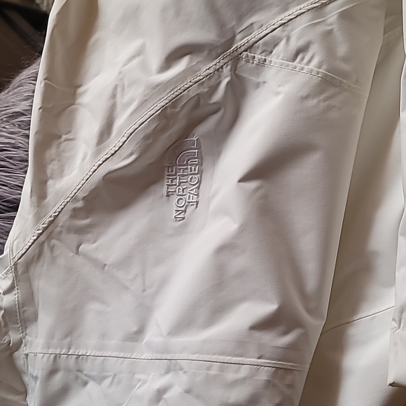 The North Face jaket - Picture 6 of 6